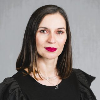 Dana David headshot November 2024